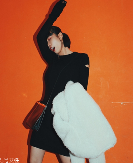 裙子搭配褲子好看嗎？打開時尚的新方式