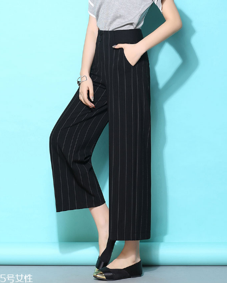 豎條紋衣服怎么搭配？顯瘦顯高不在話(huà)下