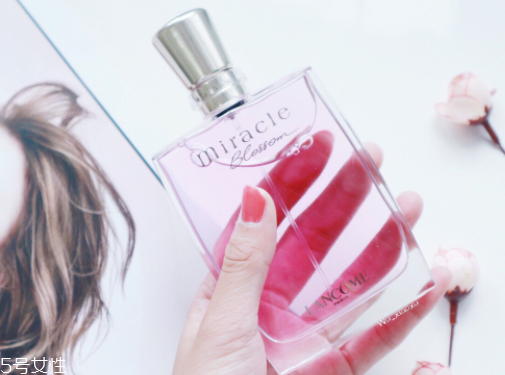 蘭蔻哪款香水最好聞？跡綻放香水淡雅持久適合春夏