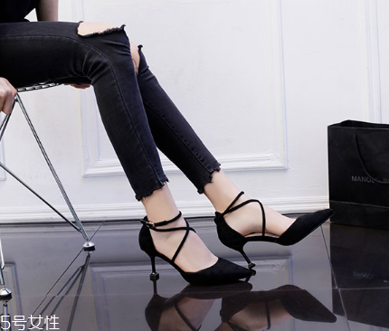 高跟鞋后跟磨腳怎么辦？再也不用擔(dān)心磨腳問題