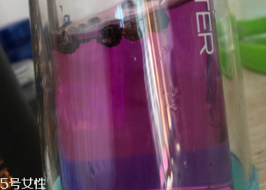 黑枸杞能和紅枸杞一起泡嗎？