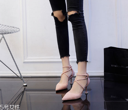 高跟鞋后跟貼怎么貼？后跟貼原來這樣用