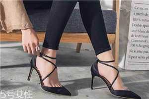 高跟鞋開膠了怎么辦？高跟鞋脫膠這樣處理