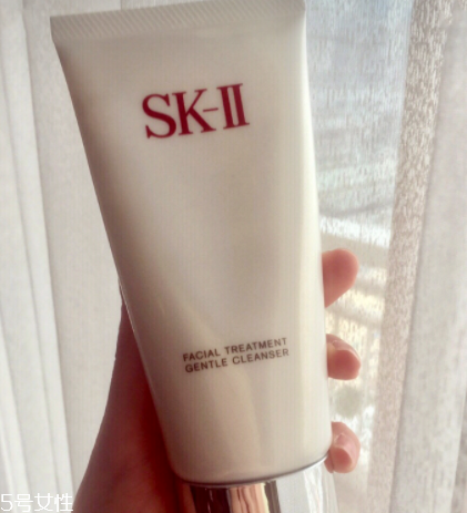 sk2氨基酸洗面奶怎么樣？能洗掉淡妝