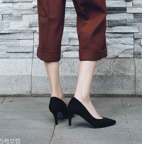 高跟鞋230是多少碼？高跟鞋尺碼要選對