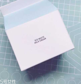 面霜和素顏霜可以同時(shí)用嗎？面霜用量不要太多