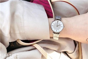 armani阿瑪尼滿(mǎn)天星手表多少錢(qián)？