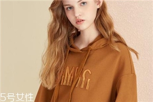 今年流行什么款式衛(wèi)衣？春日造型全靠它