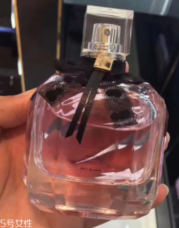 圣羅蘭反轉(zhuǎn)巴黎香水好聞嗎？愛情的味道
