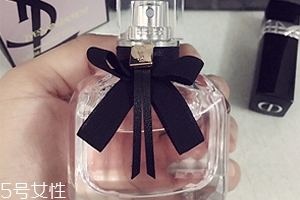 圣羅蘭反轉(zhuǎn)巴黎香水好聞嗎？愛情的味道