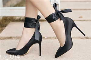 高跟鞋鞋底怎么清洗？鞋底臟了這樣洗