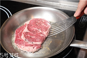 五分熟牛排怎么煎 牛排五分熟煎多長時(shí)間