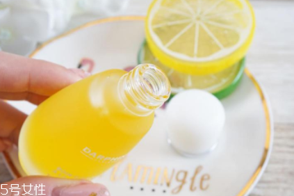 darphin朵梵甜橘芳香精露怎么用？用在精華之后