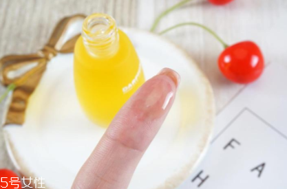 darphin朵梵8花精露怎么樣？百妍緊致芳香精露好用嗎？