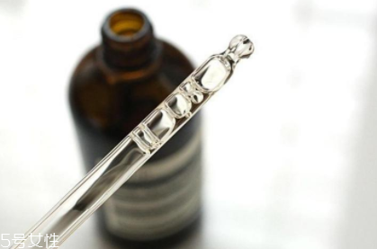 aesop新版無油保濕精華露怎么樣？油皮夏天摯愛