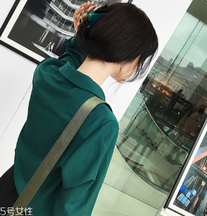 襯衫可以用熱水洗嗎？要看襯衫材質(zhì)