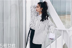 襯衫需要打底嗎？淺色襯衫最好打底