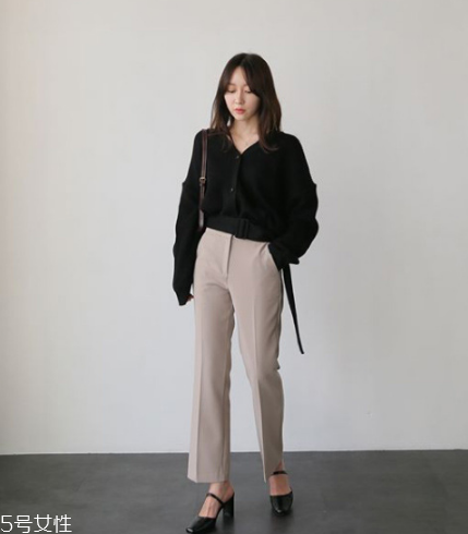 襯衫搭配什么褲子？簡約時尚兩不誤