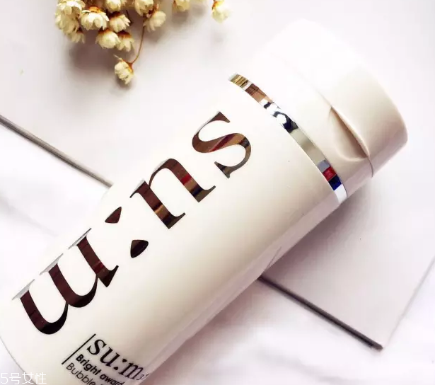 泡泡面膜真的有效果嗎？清潔力比貼片面膜好一丟丟