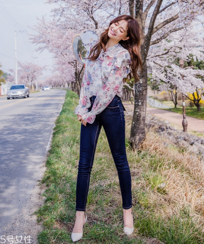 雪紡襯衫怎么搭配？浪漫飄逸的仙女情結(jié)