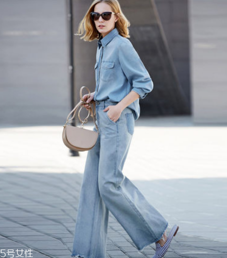 闊腿褲顯屁股大怎么辦？闊腿褲穿搭誤區(qū)
