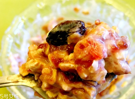 麥片熱量高嗎 每100g熱量只有380千卡 麥片熱量高嗎 每100g熱量只有380千卡