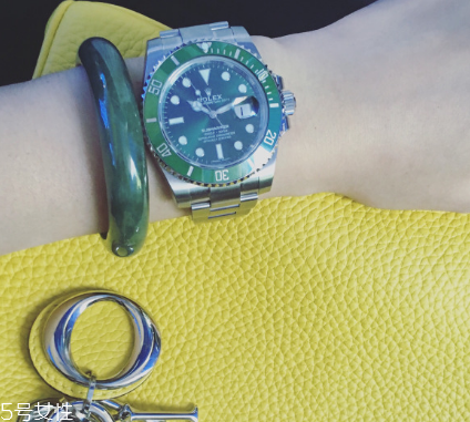 勞力士綠水鬼怎么調(diào)時間_日期？