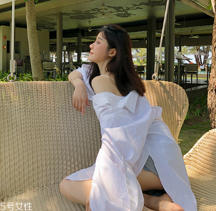 襯衫前面怎么塞進(jìn)褲子？教你襯衫塞一半的穿法