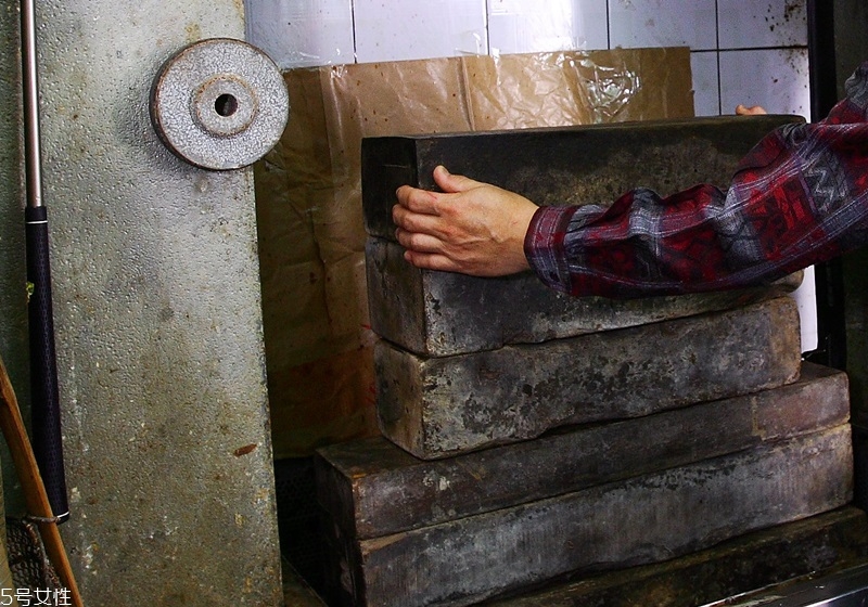 白醬油是什么 白醬油制作流程 白醬油是什么 白醬油制作流程