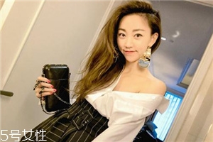 襯衫有霉點(diǎn)怎么去除？襯衫發(fā)霉這樣做