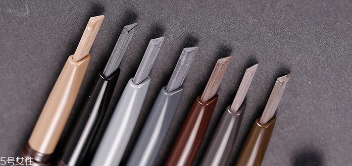 眼距太寬怎么畫眼線？眼頭尖角全描黑