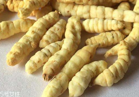 草參泡水喝起什么功效 草參泡水喝起什么功效