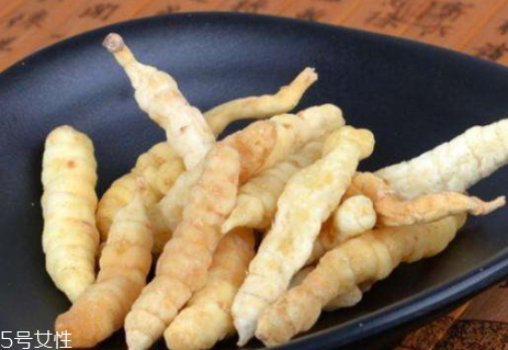 草參泡水喝起什么功效 草參泡水喝起什么功效