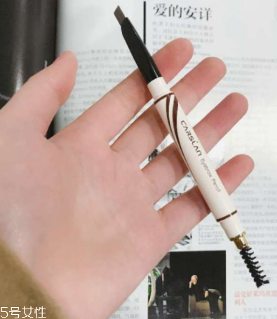 黃皮適合什么顏色的眉筆？和發(fā)色一個色系