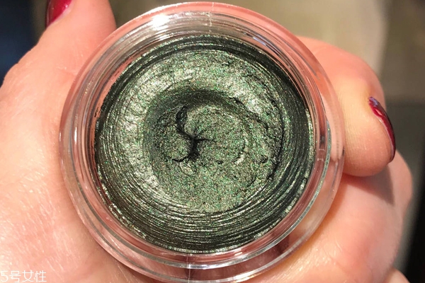 tom ford雙層眼影膏09和10哪個(gè)好？09和10對(duì)比