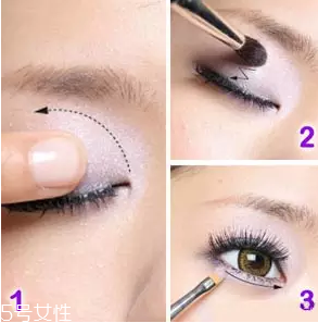 紫色眼影配什么口紅？配少女粉堪稱完美