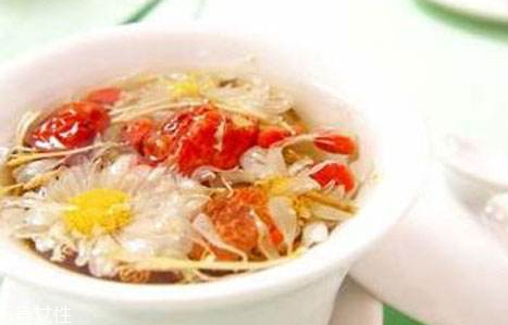 丹參能和菊花一起喝嗎 泡法及功效 丹參能和菊花一起喝嗎 泡法及功效