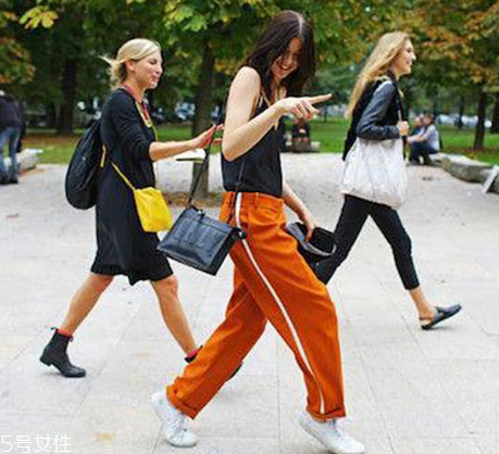 春天運(yùn)動(dòng)穿什么衣服？這些單品讓你更拉風(fēng)