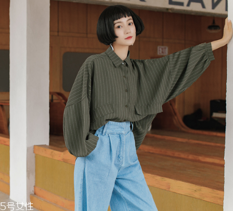 條紋襯衫怎么搭配？秀出你的春日魅力