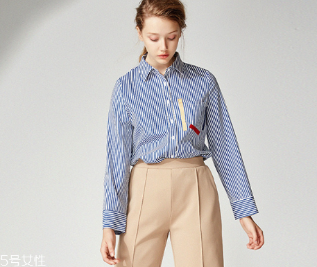 條紋襯衫怎么搭配？秀出你的春日魅力