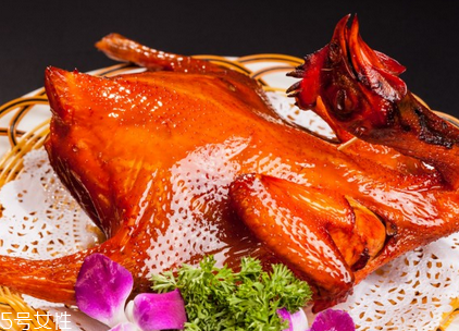 孕婦能吃燒雞嗎？適量吃是可以的