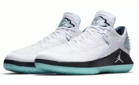 air jordan 32 low郭艾倫球員專(zhuān)屬版多少錢(qián)？