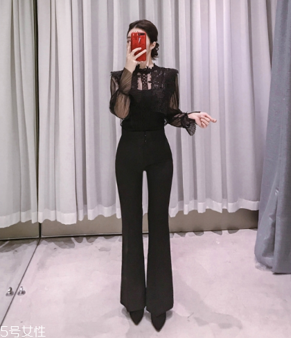 黑色蕾絲上衣怎么搭配？拒絕庸俗裝扮
