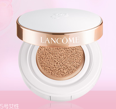 底妝用氣墊還是粉底液？日常妝通勤妝氣墊最實用