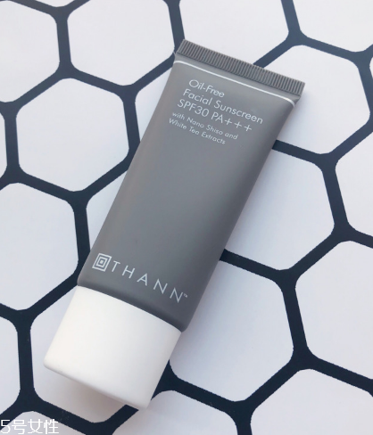 油皮適合的防曬霜推薦 清透無感防曬黑 油皮適合的防曬霜推薦 清透無感防曬黑