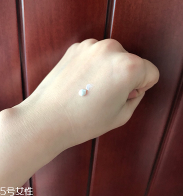 油皮適合的防曬霜推薦 清透無感防曬黑 油皮適合的防曬霜推薦 清透無感防曬黑