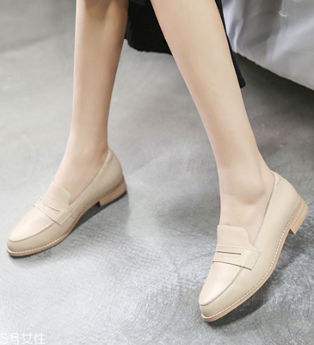 2022流行什么單鞋？有眼光的女生都在穿它