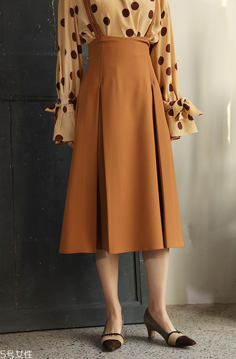 腿短粗適合穿什么鞋子？尖頭高跟鞋氣場兩米八