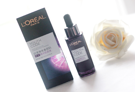 先用眼霜還是先肌底液 正確的護(hù)膚品使用順序 先用眼霜還是先肌底液 正確的護(hù)膚品使用順序