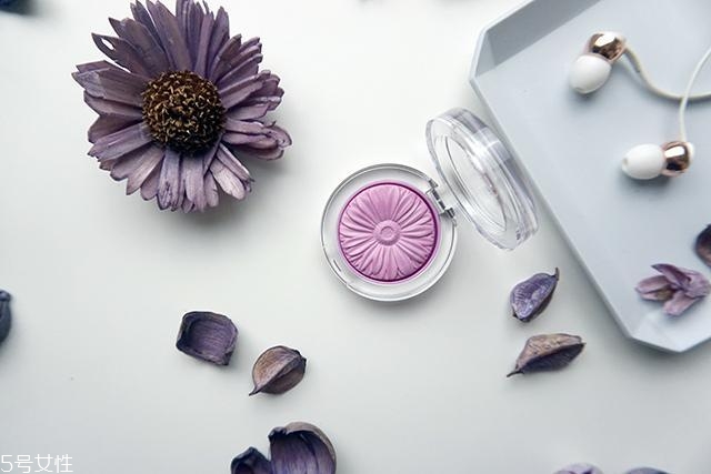 皮膚黃用什么顏色隔離霜？皮膚黃用什么顏色腮紅？